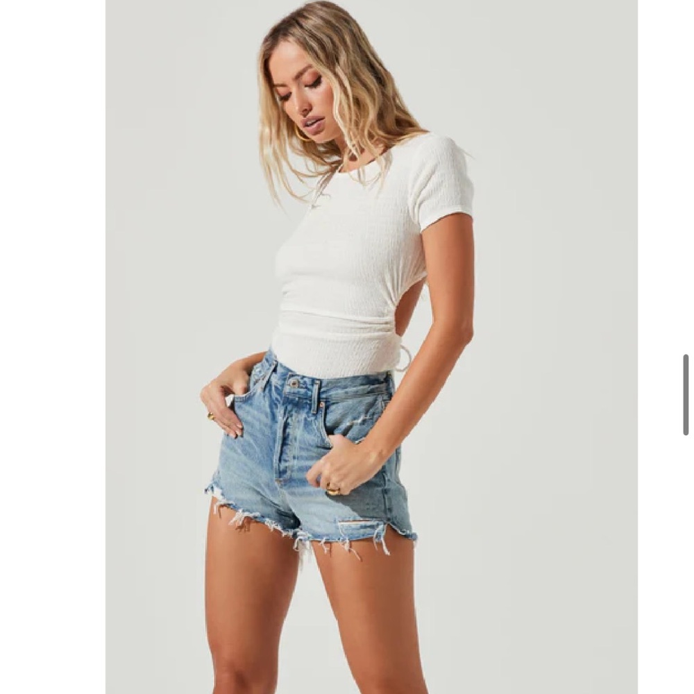 Astr Charlize Cutout Short Sleeve Crinkle Bodysuit
